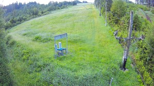 Skiareál Troják - Kamera u nástupu na vlek svah A - 12.6.2026 v 04:20 Skiareál Troják - Kamera u nástupu na vlek svah A - 12.6.2026 v 04:20