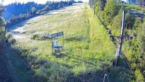 Skiareál Troják - Kamera u nástupu na vlek svah A - 12.6.2026 v 06:15 Skiareál Troják - Kamera u nástupu na vlek svah A - 12.6.2026 v 06:15