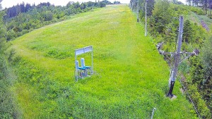 Skiareál Troják - Kamera u nástupu na vlek svah A - 12.6.2026 v 10:45 Skiareál Troják - Kamera u nástupu na vlek svah A - 12.6.2026 v 10:45