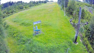 Skiareál Troják - Kamera u nástupu na vlek svah A - 12.6.2026 v 12:00 Skiareál Troják - Kamera u nástupu na vlek svah A - 12.6.2026 v 12:00