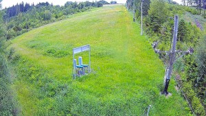 Skiareál Troják - Kamera u nástupu na vlek svah A - 12.6.2026 v 14:00 Skiareál Troják - Kamera u nástupu na vlek svah A - 12.6.2026 v 14:00