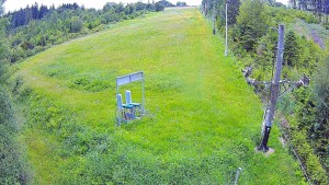 Skiareál Troják - Kamera u nástupu na vlek svah A - 12.6.2026 v 14:40 Skiareál Troják - Kamera u nástupu na vlek svah A - 12.6.2026 v 14:40