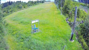 Skiareál Troják - Kamera u nástupu na vlek svah A - 12.6.2026 v 14:55 Skiareál Troják - Kamera u nástupu na vlek svah A - 12.6.2026 v 14:55