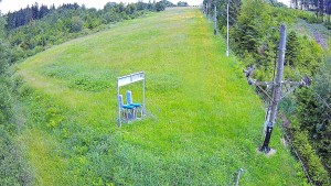 Skiareál Troják - Kamera u nástupu na vlek svah A - 12.6.2026 v 15:55 Skiareál Troják - Kamera u nástupu na vlek svah A - 12.6.2026 v 15:55