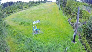 Skiareál Troják - Kamera u nástupu na vlek svah A - 12.6.2026 v 16:30 Skiareál Troják - Kamera u nástupu na vlek svah A - 12.6.2026 v 16:30