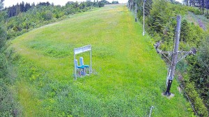 Skiareál Troják - Kamera u nástupu na vlek svah A - 12.6.2026 v 17:10 Skiareál Troják - Kamera u nástupu na vlek svah A - 12.6.2026 v 17:10