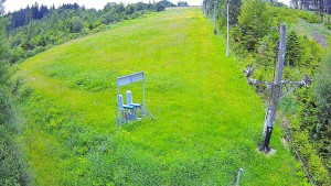 Skiareál Troják - Kamera u nástupu na vlek svah A - 12.6.2026 v 20:10 Skiareál Troják - Kamera u nástupu na vlek svah A - 12.6.2026 v 20:10