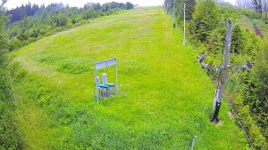 Skiareál Troják - Kamera u nástupu na vlek svah A - 13.6.2026 v 06:35 Skiareál Troják - Kamera u nástupu na vlek svah A - 13.6.2026 v 06:35