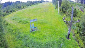 Skiareál Troják - Kamera u nástupu na vlek svah A - 13.6.2026 v 08:10 Skiareál Troják - Kamera u nástupu na vlek svah A - 13.6.2026 v 08:10