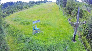Skiareál Troják - Kamera u nástupu na vlek svah A - 13.6.2026 v 11:05 Skiareál Troják - Kamera u nástupu na vlek svah A - 13.6.2026 v 11:05