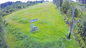 Skiareál Troják - Kamera u nástupu na vlek svah A - 13.6.2026 v 11:25 Skiareál Troják - Kamera u nástupu na vlek svah A - 13.6.2026 v 11:25