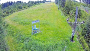 Skiareál Troják - Kamera u nástupu na vlek svah A - 13.6.2026 v 12:05 Skiareál Troják - Kamera u nástupu na vlek svah A - 13.6.2026 v 12:05