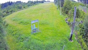 Skiareál Troják - Kamera u nástupu na vlek svah A - 13.6.2026 v 12:10 Skiareál Troják - Kamera u nástupu na vlek svah A - 13.6.2026 v 12:10