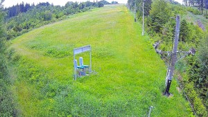Skiareál Troják - Kamera u nástupu na vlek svah A - 13.6.2026 v 12:35 Skiareál Troják - Kamera u nástupu na vlek svah A - 13.6.2026 v 12:35