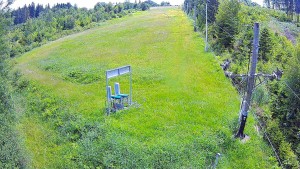 Skiareál Troják - Kamera u nástupu na vlek svah A - 13.6.2026 v 12:50 Skiareál Troják - Kamera u nástupu na vlek svah A - 13.6.2026 v 12:50