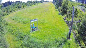 Skiareál Troják - Kamera u nástupu na vlek svah A - 13.6.2026 v 12:55 Skiareál Troják - Kamera u nástupu na vlek svah A - 13.6.2026 v 12:55