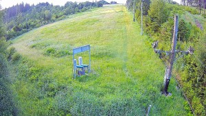 Skiareál Troják - Kamera u nástupu na vlek svah A - 16.6.2026 v 05:35 Skiareál Troják - Kamera u nástupu na vlek svah A - 16.6.2026 v 05:35