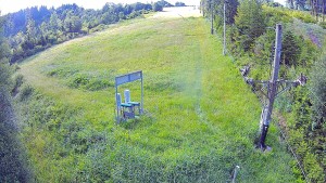 Skiareál Troják - Kamera u nástupu na vlek svah A - 16.6.2026 v 07:20 Skiareál Troják - Kamera u nástupu na vlek svah A - 16.6.2026 v 07:20