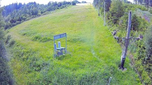 Skiareál Troják - Kamera u nástupu na vlek svah A - 16.6.2026 v 08:10 Skiareál Troják - Kamera u nástupu na vlek svah A - 16.6.2026 v 08:10