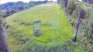 Skiareál Troják - Kamera u nástupu na vlek svah A - 16.6.2026 v 08:15 Skiareál Troják - Kamera u nástupu na vlek svah A - 16.6.2026 v 08:15