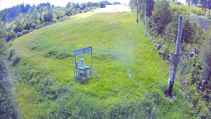 Skiareál Troják - Kamera u nástupu na vlek svah A - 16.6.2026 v 09:05 Skiareál Troják - Kamera u nástupu na vlek svah A - 16.6.2026 v 09:05