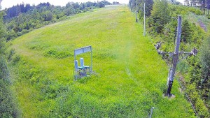 Skiareál Troják - Kamera u nástupu na vlek svah A - 16.6.2026 v 10:15 Skiareál Troják - Kamera u nástupu na vlek svah A - 16.6.2026 v 10:15