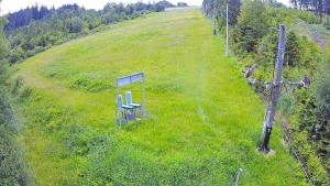 Skiareál Troják - Kamera u nástupu na vlek svah A - 16.6.2026 v 10:25 Skiareál Troják - Kamera u nástupu na vlek svah A - 16.6.2026 v 10:25