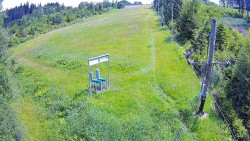 Camera at the lift boarding area, slope A