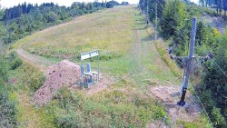 Camera at the lift boarding area, slope A