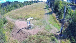 Skiareál Troják - Kamera u nástupu na vlek svah A - 24.8.2026 v 13:55 Skiareál Troják - Kamera u nástupu na vlek svah A - 24.8.2026 v 13:55