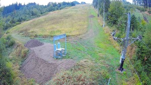 Troják Ski Area - Camera at the lift boarding area, slope A - 10.9.2026 v 06:00 Troják Ski Area - Camera at the lift boarding area, slope A - 10.9.2026 v 06:00
