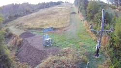 Camera at the lift boarding area, slope A