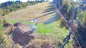 Skiareál Troják - Kamera u nástupu na vlek svah A - 9.10.2026 v 11:55 Skiareál Troják - Kamera u nástupu na vlek svah A - 9.10.2026 v 11:55