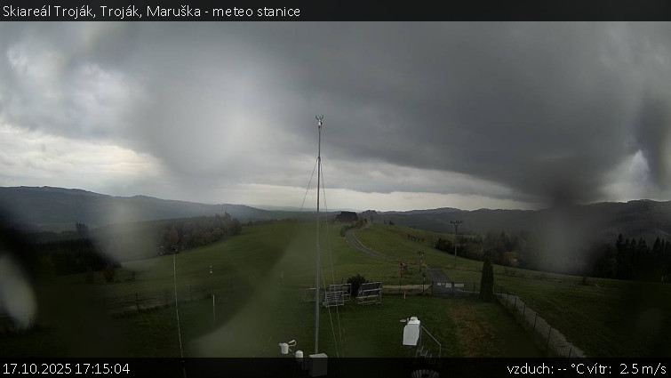 Skiareál Troják - Troják, Maruška - meteo stanice - 17.10.2025 v 17:15 Skiareál Troják - Troják, Maruška - meteo stanice - 17.10.2025 v 17:15