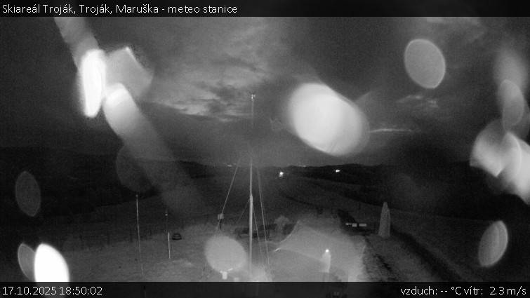 Skiareál Troják - Troják, Maruška - meteo stanice - 17.10.2025 v 18:50 Skiareál Troják - Troják, Maruška - meteo stanice - 17.10.2025 v 18:50