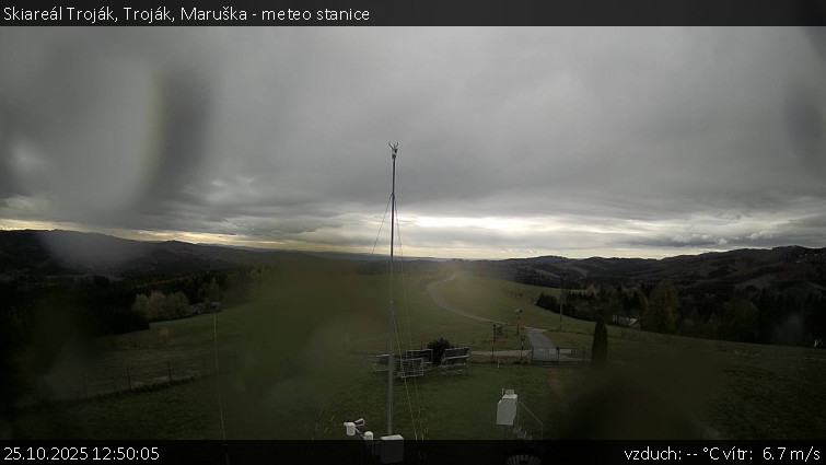 Skiareál Troják - Troják, Maruška - meteo stanice - 25.10.2025 v 12:50 Skiareál Troják - Troják, Maruška - meteo stanice - 25.10.2025 v 12:50