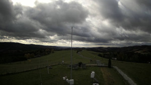 Skiareál Troják - Troják, Maruška - meteo stanice - 28.10.2025 v 11:30 Skiareál Troják - Troják, Maruška - meteo stanice - 28.10.2025 v 11:30
