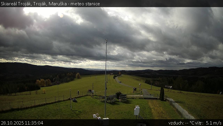 Skiareál Troják - Troják, Maruška - meteo stanice - 28.10.2025 v 11:35 Skiareál Troják - Troják, Maruška - meteo stanice - 28.10.2025 v 11:35
