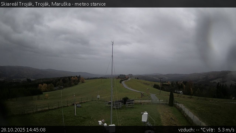Skiareál Troják - Troják, Maruška - meteo stanice - 28.10.2025 v 14:45 Skiareál Troják - Troják, Maruška - meteo stanice - 28.10.2025 v 14:45