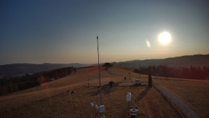 Skiareál Troják - Troják, Maruška - meteo stanice - 3.3.2026 v 16:25 Skiareál Troják - Troják, Maruška - meteo stanice - 3.3.2026 v 16:25