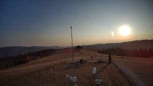 Skiareál Troják - Troják, Maruška - meteo stanice - 3.3.2026 v 16:40 Skiareál Troják - Troják, Maruška - meteo stanice - 3.3.2026 v 16:40