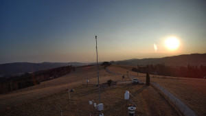 Skiareál Troják - Troják, Maruška - meteo stanice - 3.3.2026 v 16:50 Skiareál Troják - Troják, Maruška - meteo stanice - 3.3.2026 v 16:50