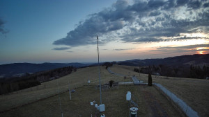 Skiareál Troják - Troják, Maruška - meteo stanice - 15.3.2026 v 17:40 Skiareál Troják - Troják, Maruška - meteo stanice - 15.3.2026 v 17:40
