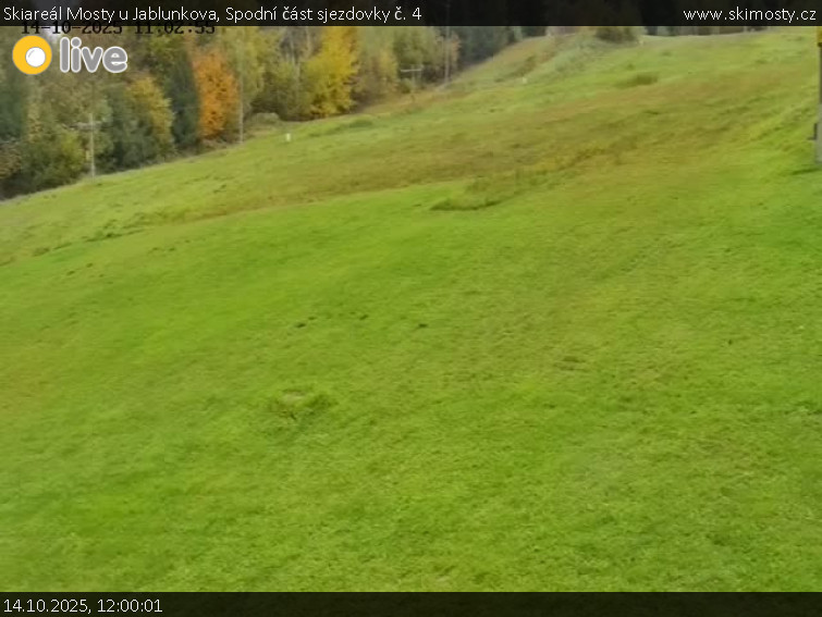 Skiareál Mosty u Jablunkova - Spodní část sjezdovky č. 4 - 14.10.2025 v 12:00 Skiareál Mosty u Jablunkova - Spodní část sjezdovky č. 4 - 14.10.2025 v 12:00