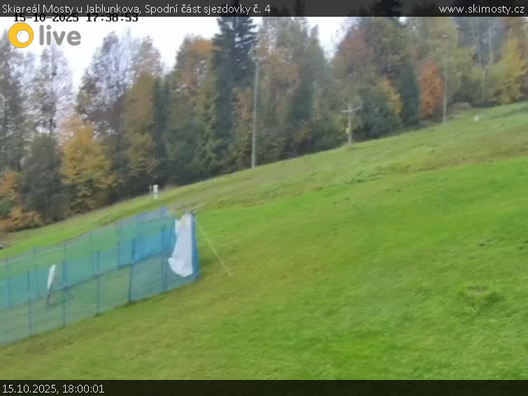 Skiareál Mosty u Jablunkova - Spodní část sjezdovky č. 4 - 15.10.2025 v 18:00 Skiareál Mosty u Jablunkova - Spodní část sjezdovky č. 4 - 15.10.2025 v 18:00