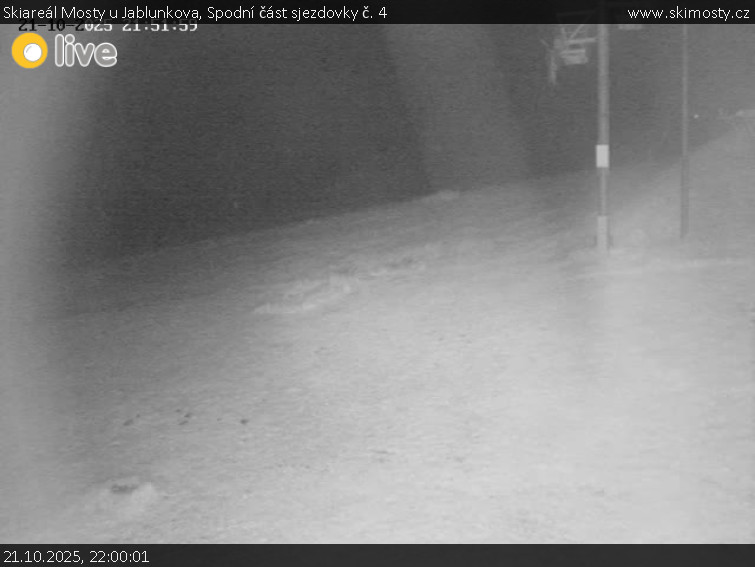 Skiareál Mosty u Jablunkova - Spodní část sjezdovky č. 4 - 21.10.2025 v 22:00 Skiareál Mosty u Jablunkova - Spodní část sjezdovky č. 4 - 21.10.2025 v 22:00