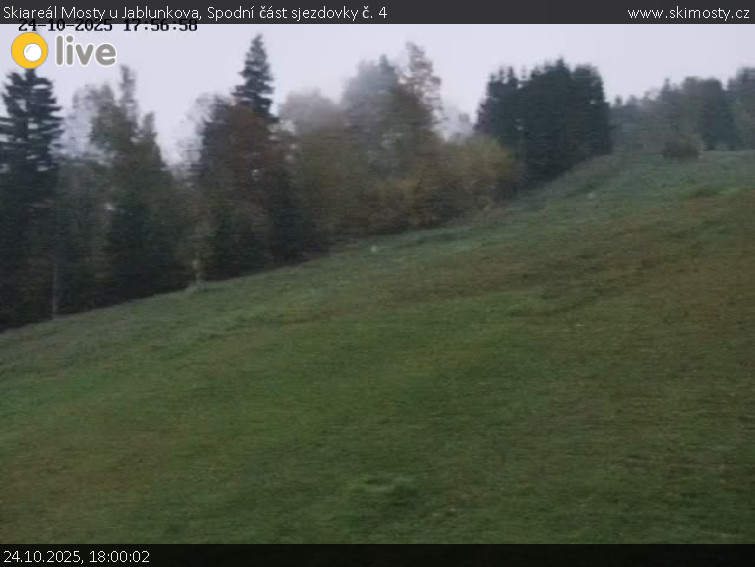 Skiareál Mosty u Jablunkova - Spodní část sjezdovky č. 4 - 24.10.2025 v 18:00 Skiareál Mosty u Jablunkova - Spodní část sjezdovky č. 4 - 24.10.2025 v 18:00