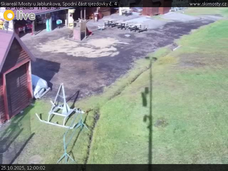 Skiareál Mosty u Jablunkova - Spodní část sjezdovky č. 4 - 25.10.2025 v 12:00 Skiareál Mosty u Jablunkova - Spodní část sjezdovky č. 4 - 25.10.2025 v 12:00