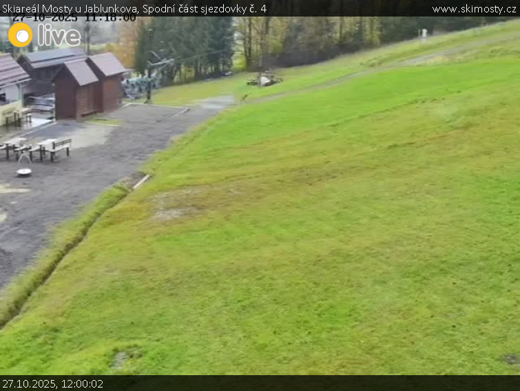 Skiareál Mosty u Jablunkova - Spodní část sjezdovky č. 4 - 27.10.2025 v 12:00 Skiareál Mosty u Jablunkova - Spodní část sjezdovky č. 4 - 27.10.2025 v 12:00