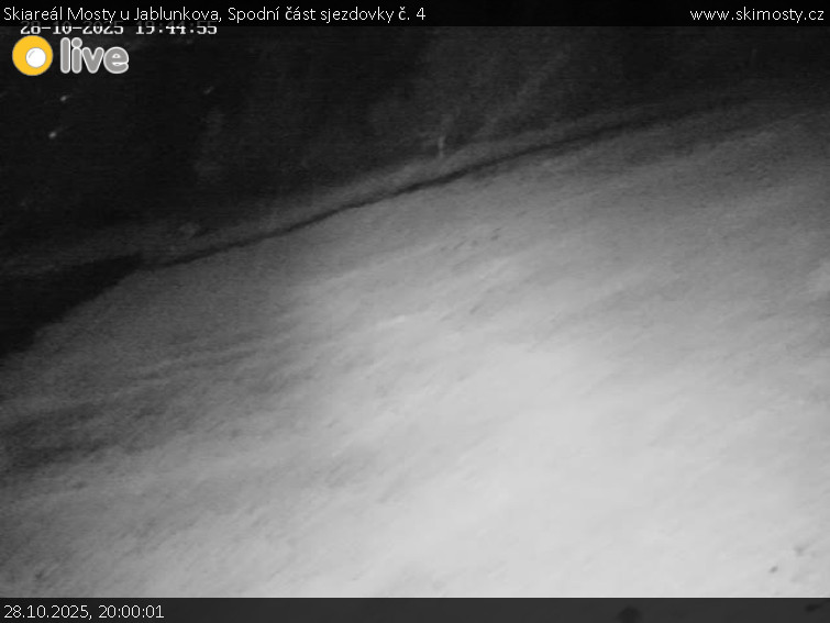 Skiareál Mosty u Jablunkova - Spodní část sjezdovky č. 4 - 28.10.2025 v 20:00 Skiareál Mosty u Jablunkova - Spodní část sjezdovky č. 4 - 28.10.2025 v 20:00